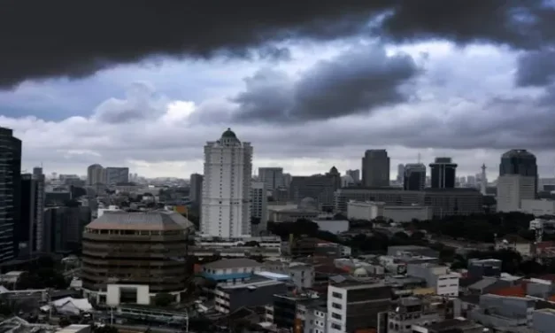 Cuaca Ekstrem Diprediksi Melanda Indonesia Pekan Ini