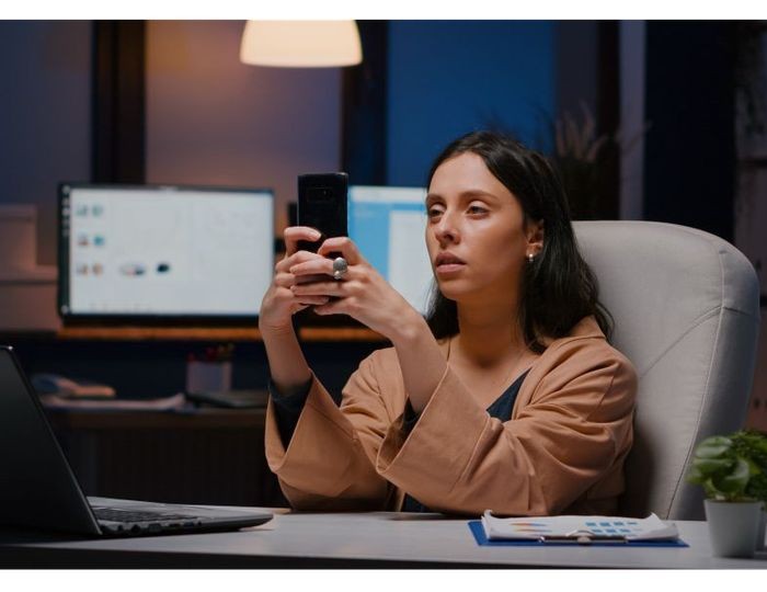 Digital Detox: Cara Mengurangi Ketergantungan Pada Smartphone