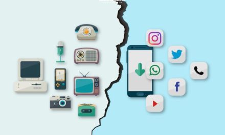 Revolusi Informasi: Dari Media Konvensional Ke Platform Digital