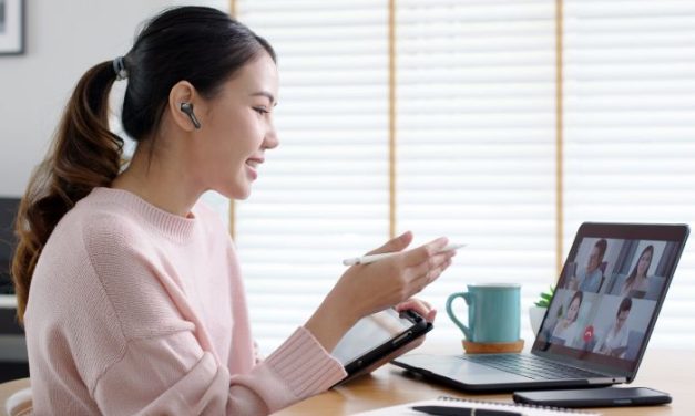 Gaya Hidup Modern: Menjaga Keseimbangan Di Era Digital