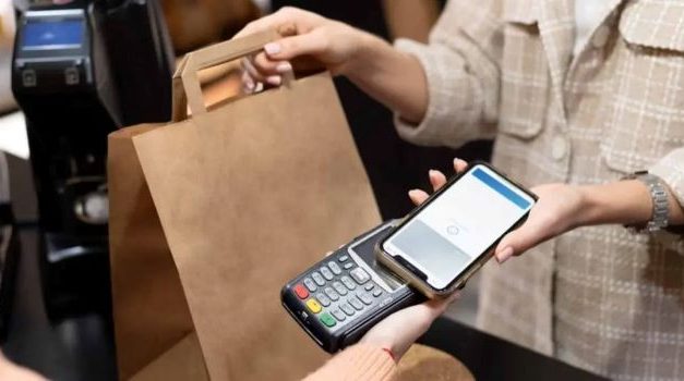Tren Cashless Yang Mengubah Cara Bertransaksi