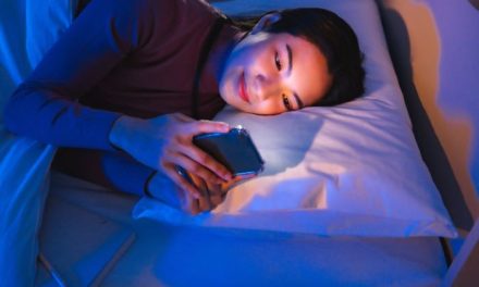 Kebiasaan Malam Yang Membantu Tidur Lebih Nyenyak