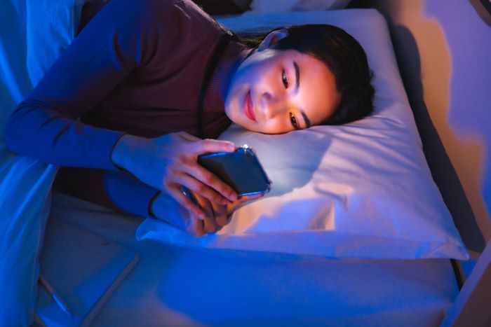 Kebiasaan Malam Yang Membantu Tidur Lebih Nyenyak