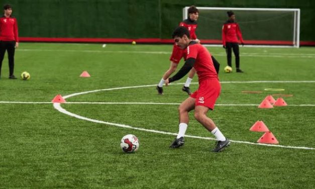 Latihan Konsisten Menjadi Kunci Kesuksesan Pemain Sepak Bola