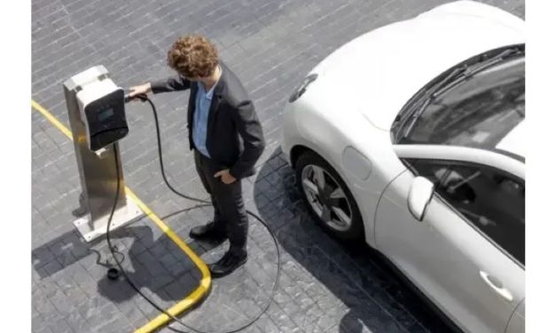Keunggulan Mobil Hybrid Untuk Penggunaan Sehari-Hari