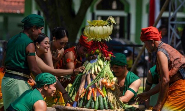 Kekayaan Budaya Daerah Yang Tetap Relevan Di Era Modern